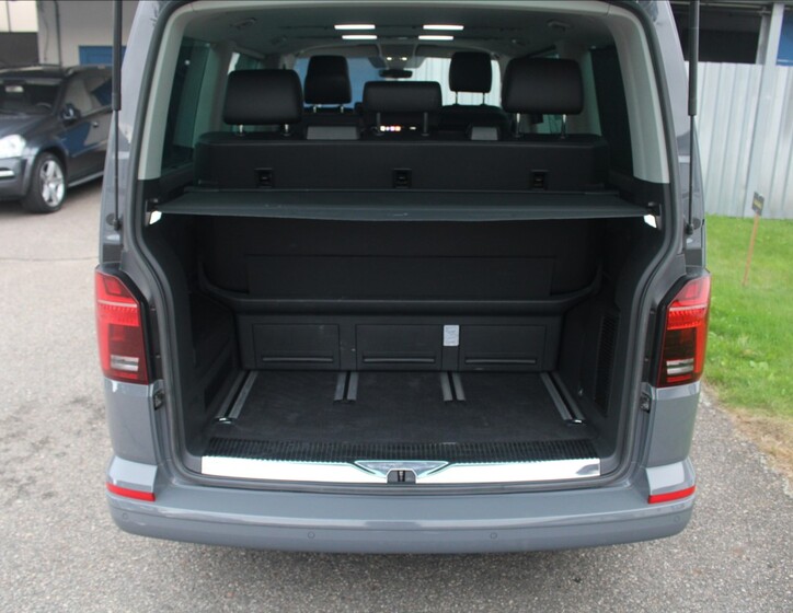 Volkswagen Multivan 26