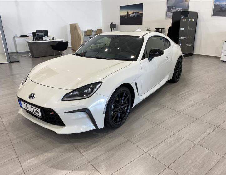Toyota GR86 1