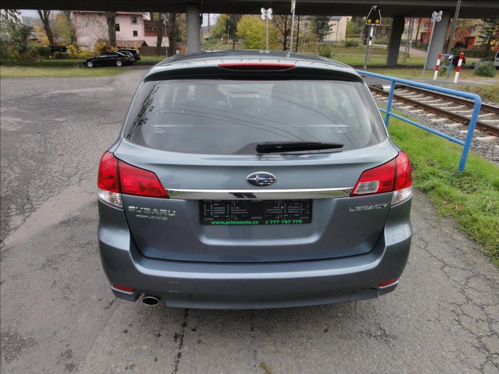 Subaru Legacy Kombi 2,0 l 110 kw