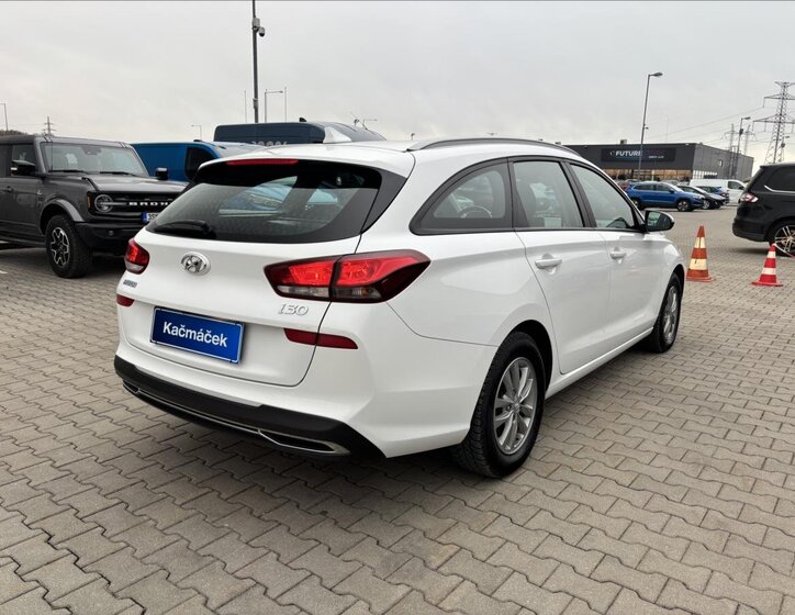 Hyundai i30 Kombi 1,6 l 85 kw