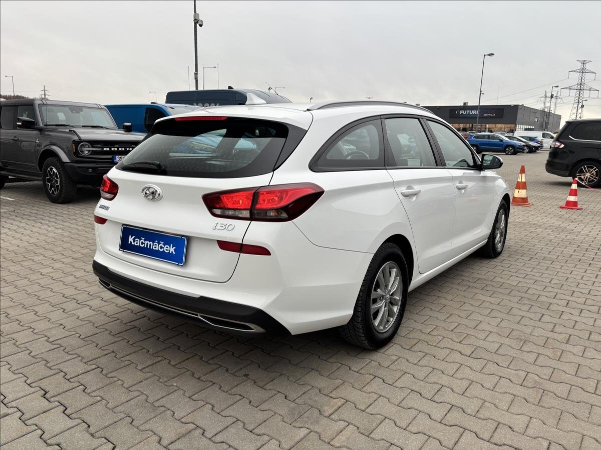 Hyundai i30 Kombi 1,6 l 85 kw