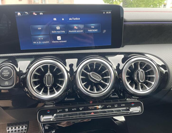 Mercedes-Benz CLA 13