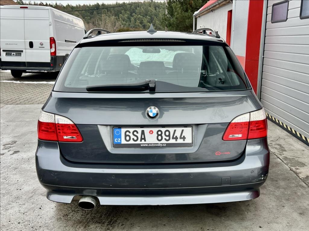 BMW Řada 5 Kombi 2,0 l 120 kw