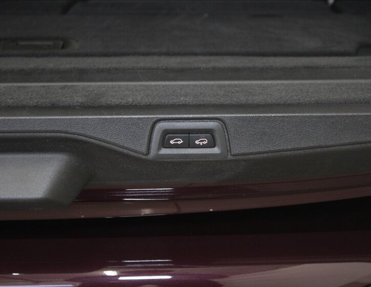 BMW X7 SUV / Terénní 3,0 l 250 kw