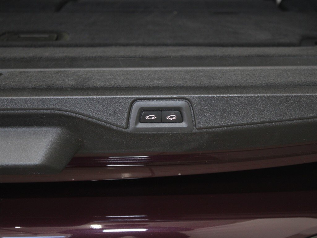 BMW X7 SUV / Terénní 3,0 l 250 kw