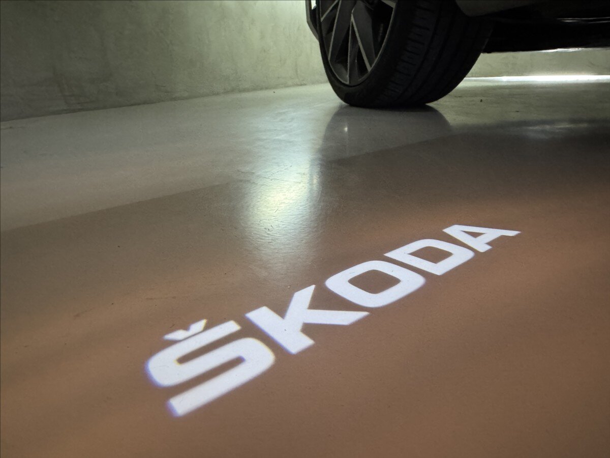 Škoda Superb Kombi 1,4 l 160 kw