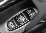 Nissan Qashqai SUV / Terénní 1,3 l 103 kw