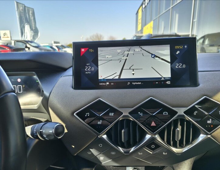 DS Automobiles DS3 Crossback Hatchback 1,2 l 114 kw