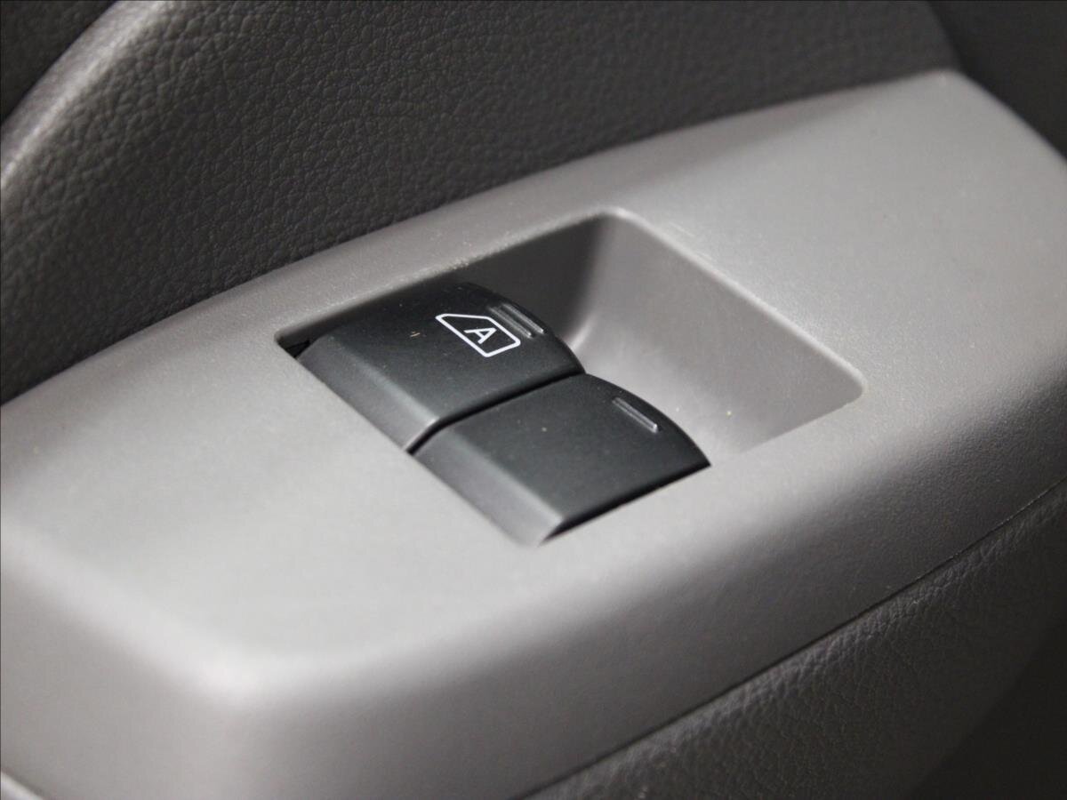 Nissan NV200 Kombi 1,5 l 81 kw