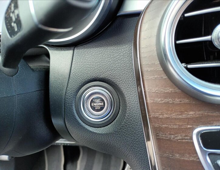 Mercedes-Benz GLC SUV / Terénní 2,0 l 180 kw