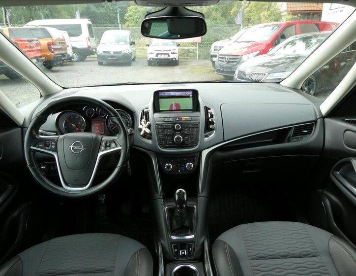 Opel Zafira MPV 2,0 l 121 kw