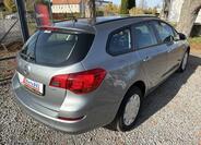 Opel Astra 8