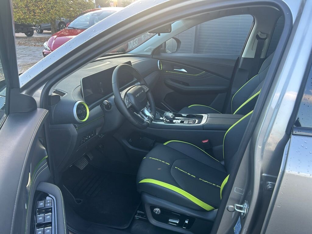 Dongfeng Ostatní SUV / Terénní 1,5 l 180 kw
