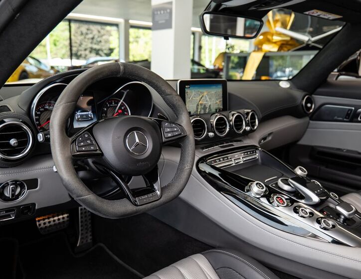 Mercedes-Benz AMG GT 5