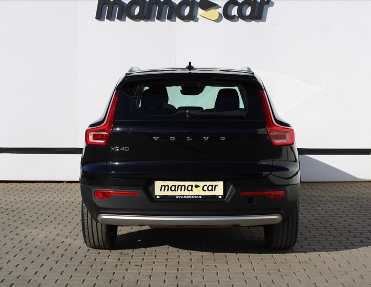 Volvo XC40 6