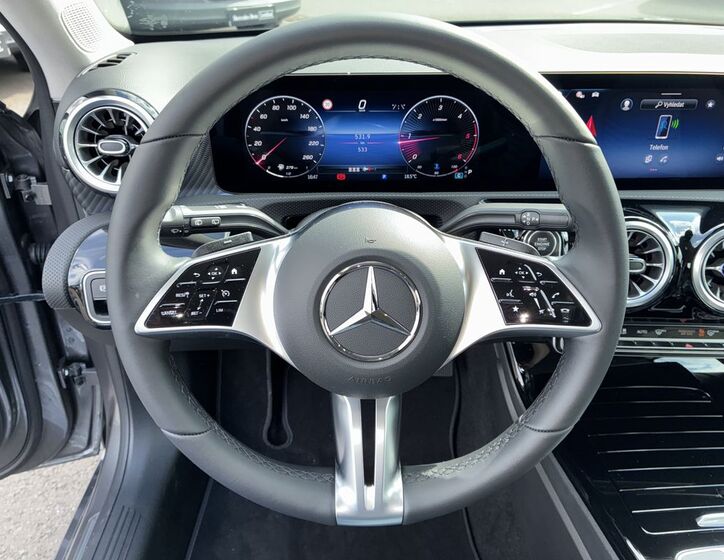 Mercedes-Benz Třídy A 18