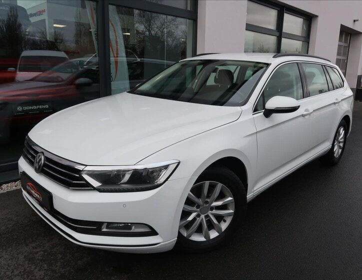Volkswagen Passat Kombi 2,0 l 110 kw