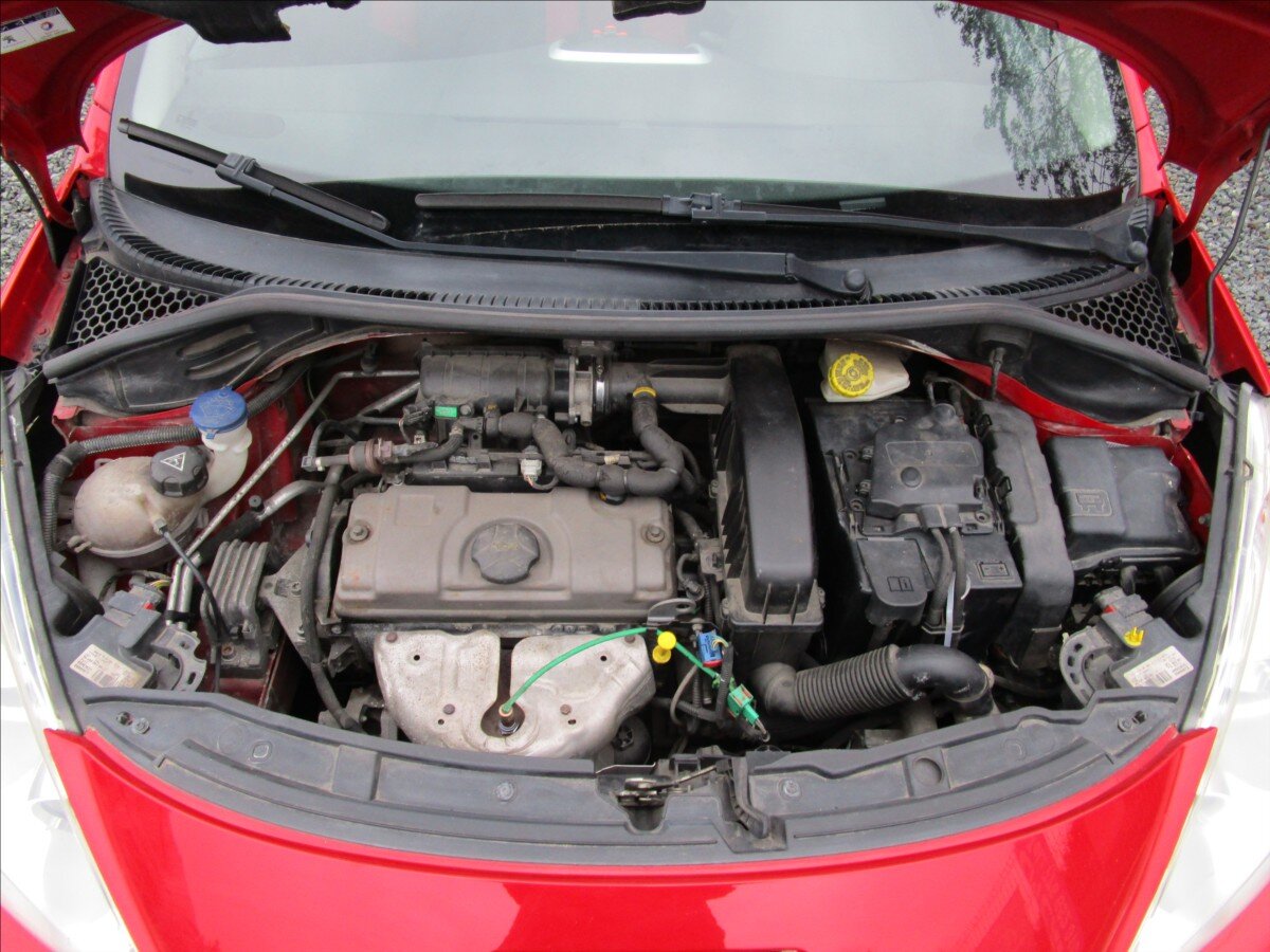 Peugeot 207 Kombi 1,4 l 54 kw