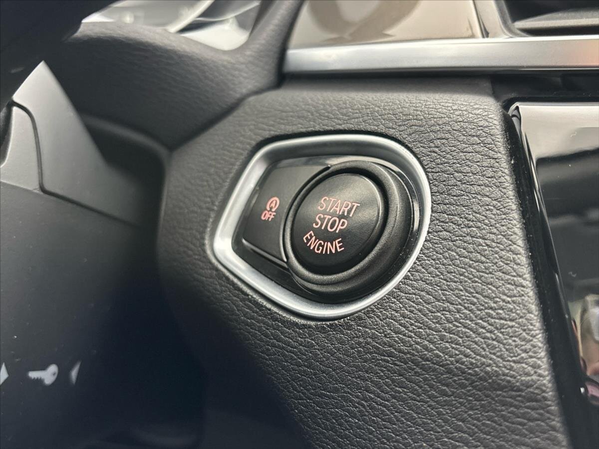 BMW X1 SUV / Terénní 2,0 l 140 kw