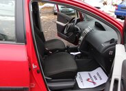 Toyota Yaris Hatchback 998,0 51 kw