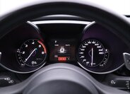 Alfa Romeo Giulia Sedan / Limuzína 2,1 l 110 kw