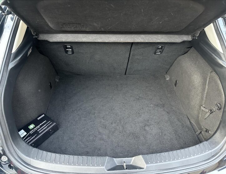 Mazda 3 Hatchback 2,0 l 121 kw