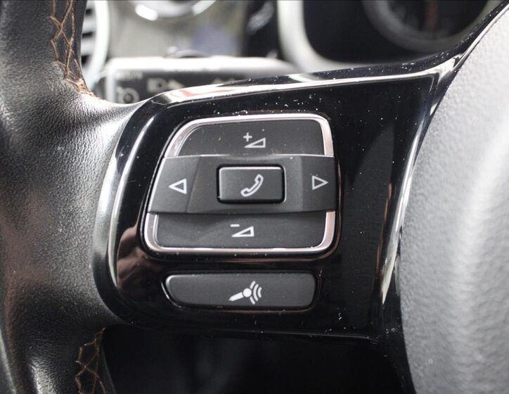 Volkswagen Beetle Kabriolet 1,2 l 77 kw