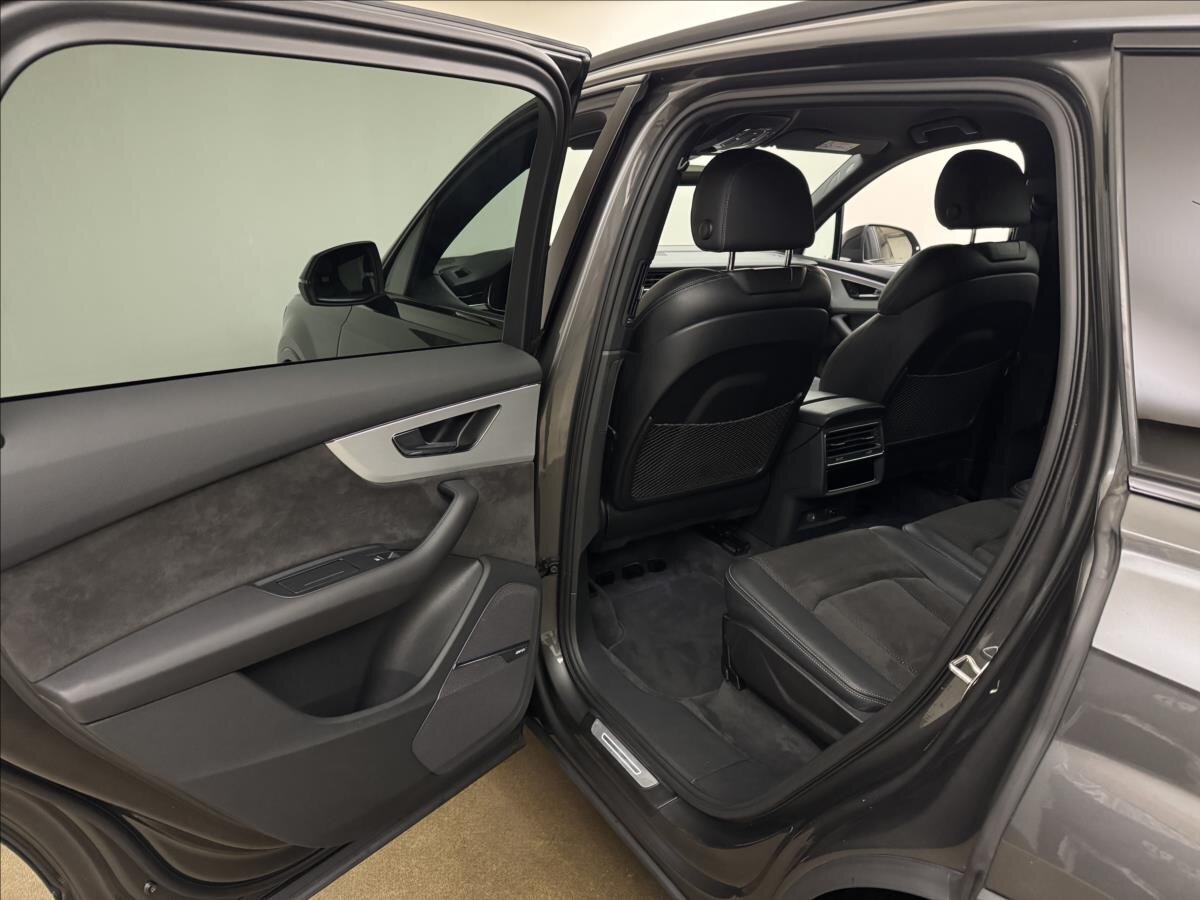 Audi Q7 SUV 3,0 l 210 kw