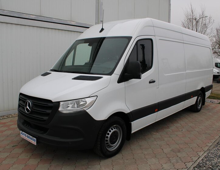 Mercedes-Benz Sprinter 1