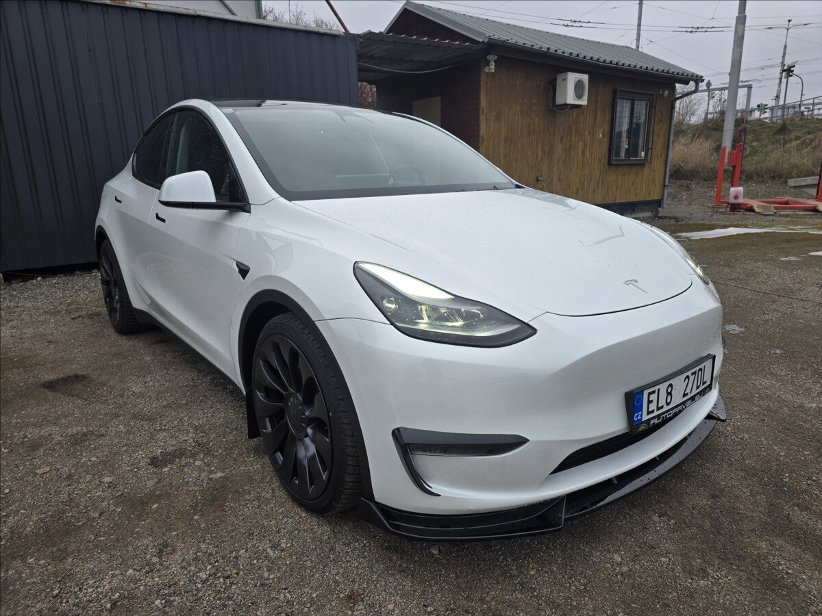 Tesla Model Y SUV 0,0 393 kw