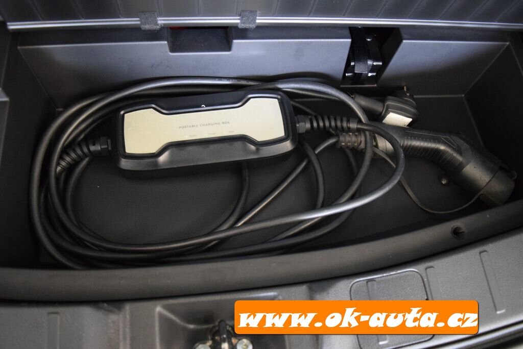 Mitsubishi Outlander SUV 0,0 0