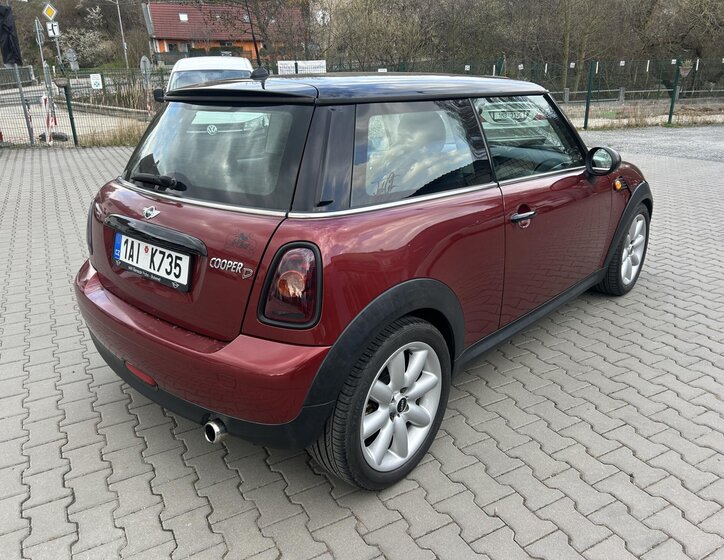 Mini Cooper Hatchback 1,6 l 80 kw