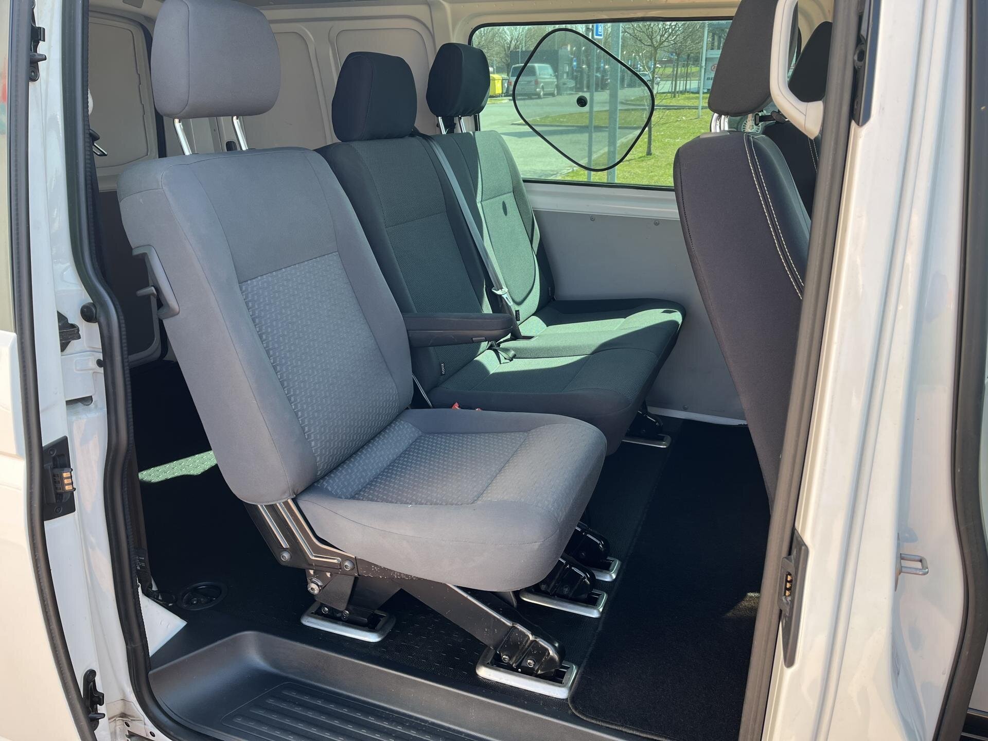 Volkswagen Transporter Kombi 2,0 l 110 kw