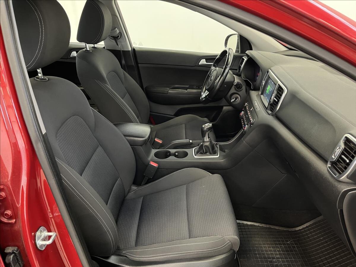 KIA Sportage SUV / Terénní 2,0 l 100 kw