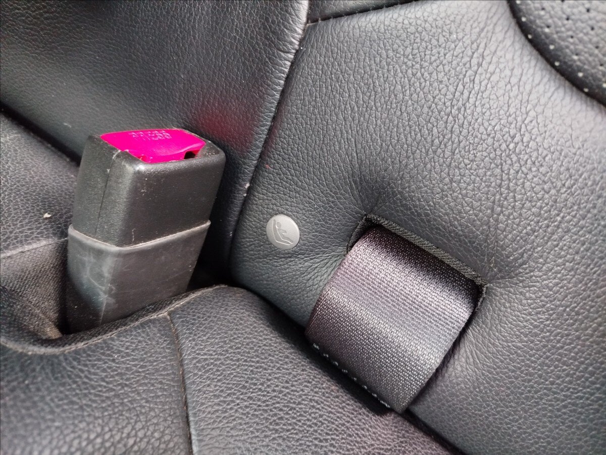 Mitsubishi Outlander SUV 2,3 l 110 kw