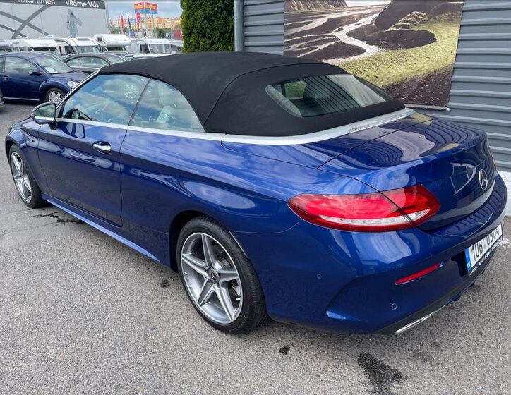 Mercedes-Benz Třídy C Kabriolet 2,1 l 125 kw