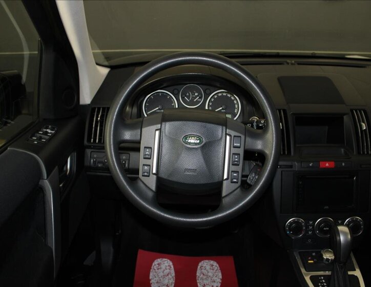 Land Rover Freelander SUV / Terénní 2,2 l 112 kw