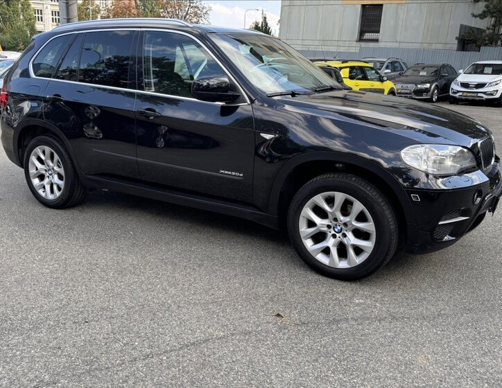 BMW X5 SUV 3,0 l 180 kw