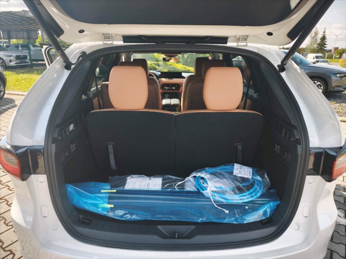 Mazda CX-80 SUV / Terénní 2,5 l 241 kw