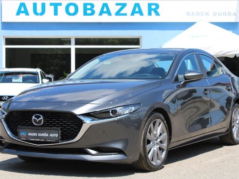 Mazda 3 Sedan / Limuzína 2,0 l 110 kw