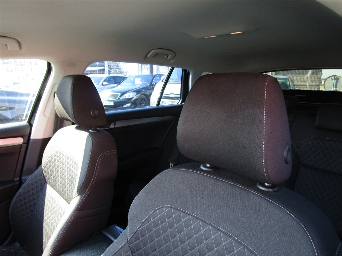 Škoda Superb Kombi 2,0 l 110 kw