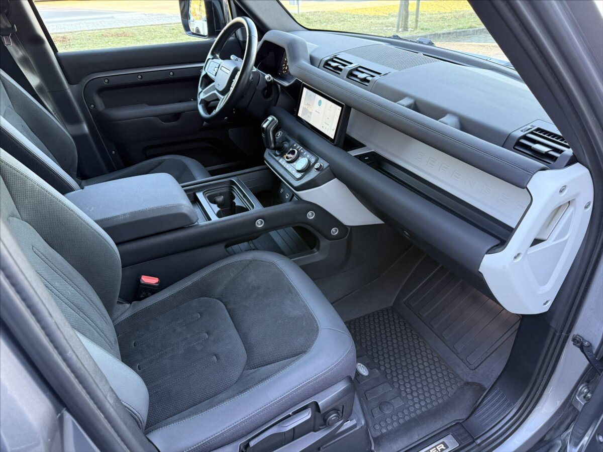 Land Rover Defender SUV / Terénní 3,0 l 183 kw