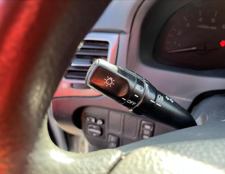 Toyota Avensis Verso 18