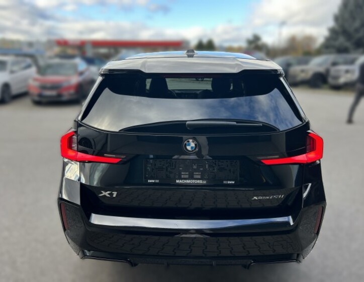 BMW X1 7