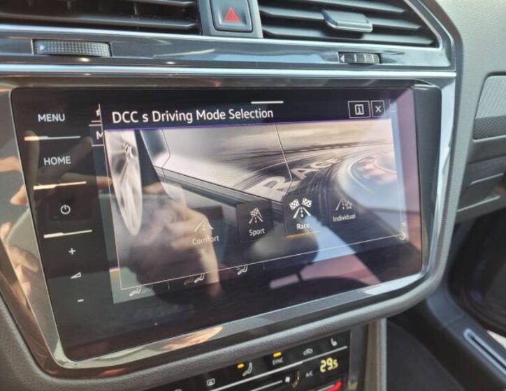 Volkswagen Tiguan SUV 2,0 l 235 kw