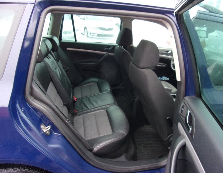 Škoda Octavia Kombi 1,6 l 77 kw