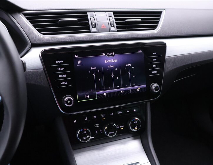 Škoda Superb Kombi 2,0 l 110 kw