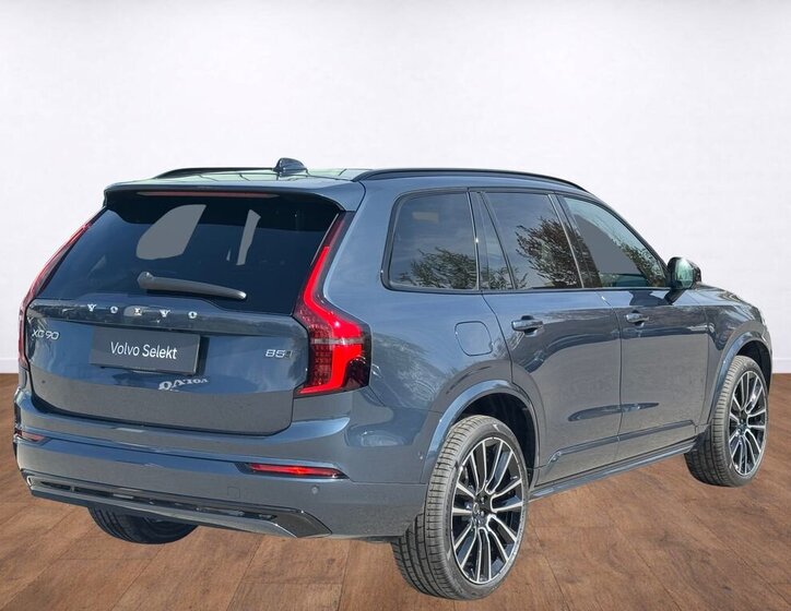 Volvo XC90 SUV / Terénní 2,0 l 184 kw