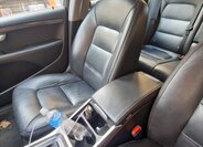 Volvo XC70 Kombi 2,4 l 133 kw