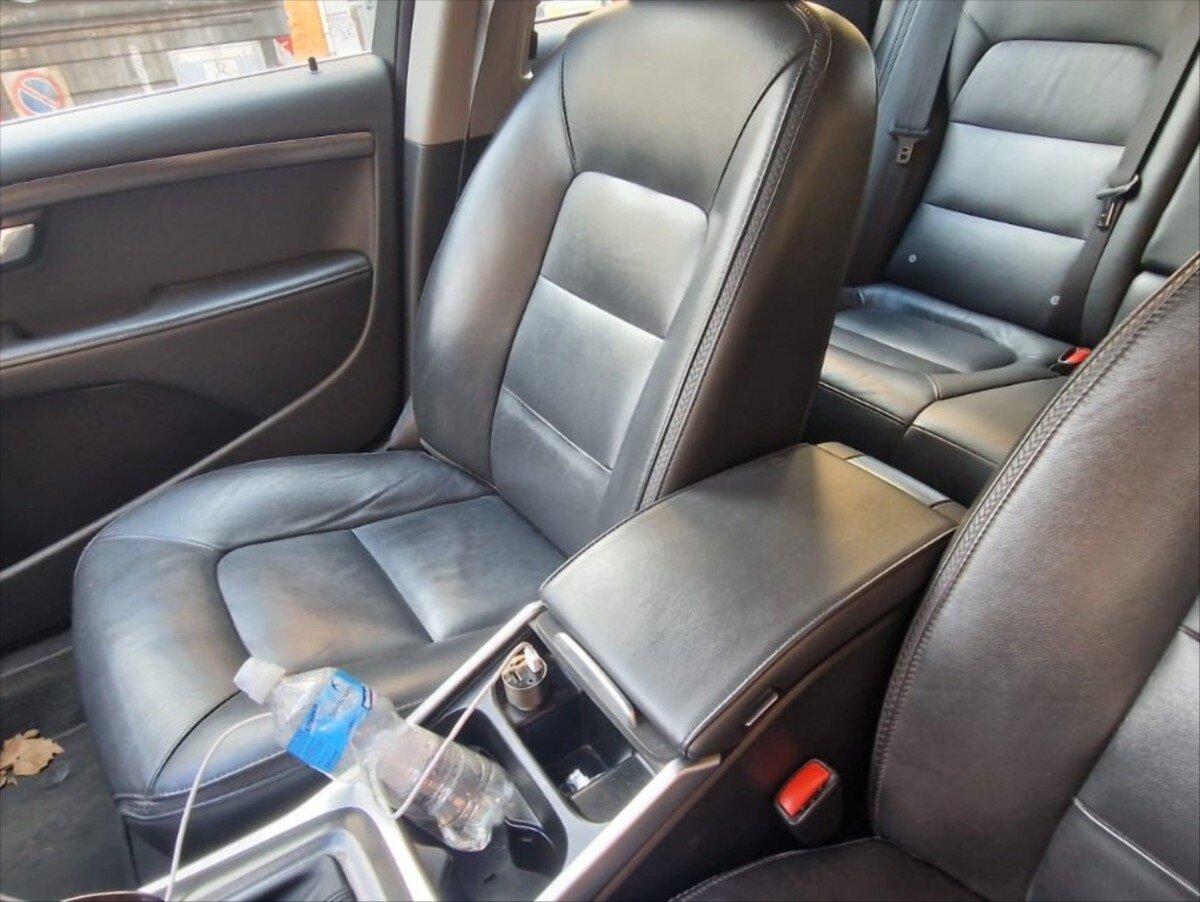 Volvo XC70 Kombi 2,4 l 133 kw